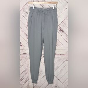 Lululemon Keep Moving Joggers Rhino Gray Sz 6